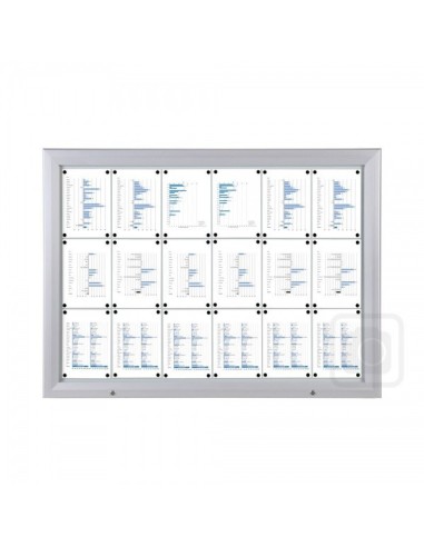 Vitrinas de anuncios con patas